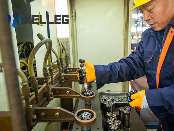 优先考虑耐用性和维护